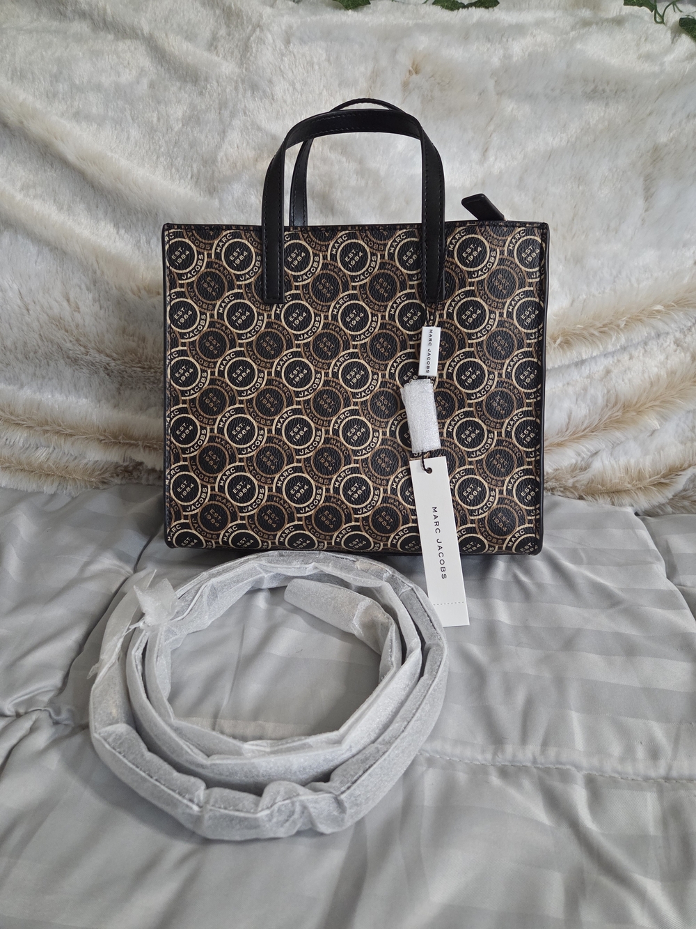 NWT - Marc Jacobs Mini Grind Signet Printed Leather Tote Bag